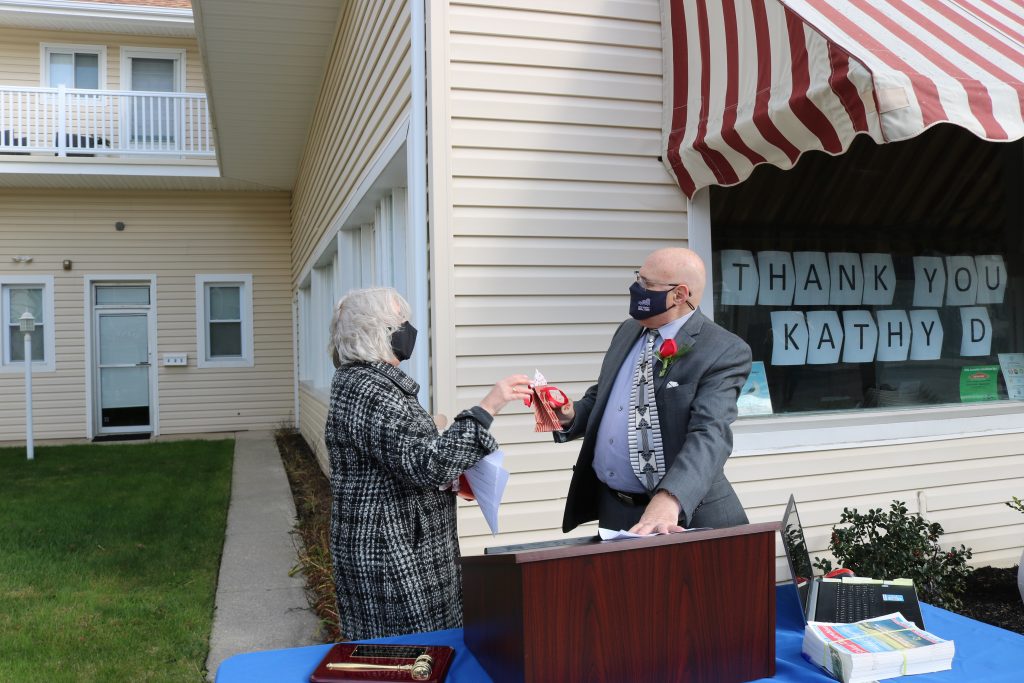 Board of Realtors Swearing in Kathy and Joe 1024x683