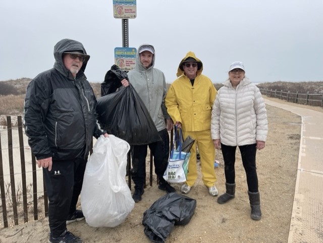 beach clean spring 2023